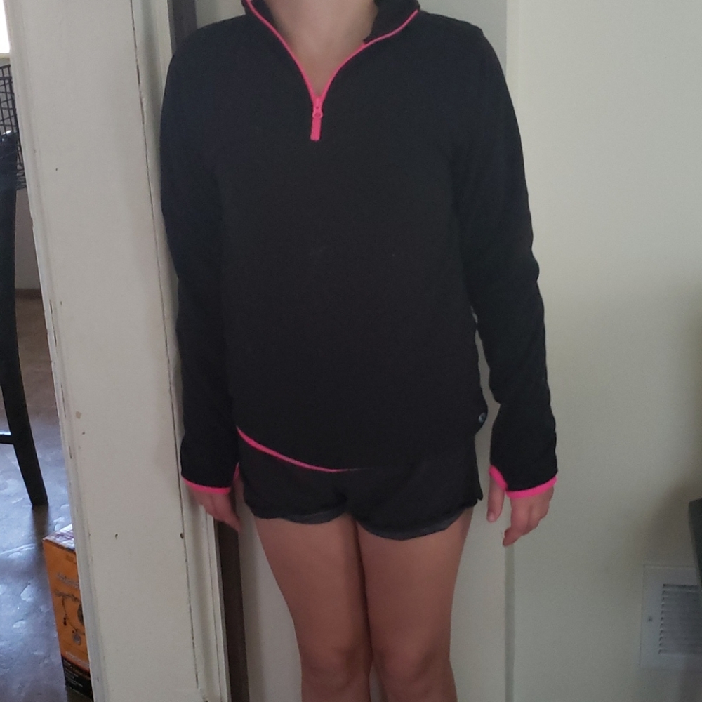 Blank and pink sweat shirt